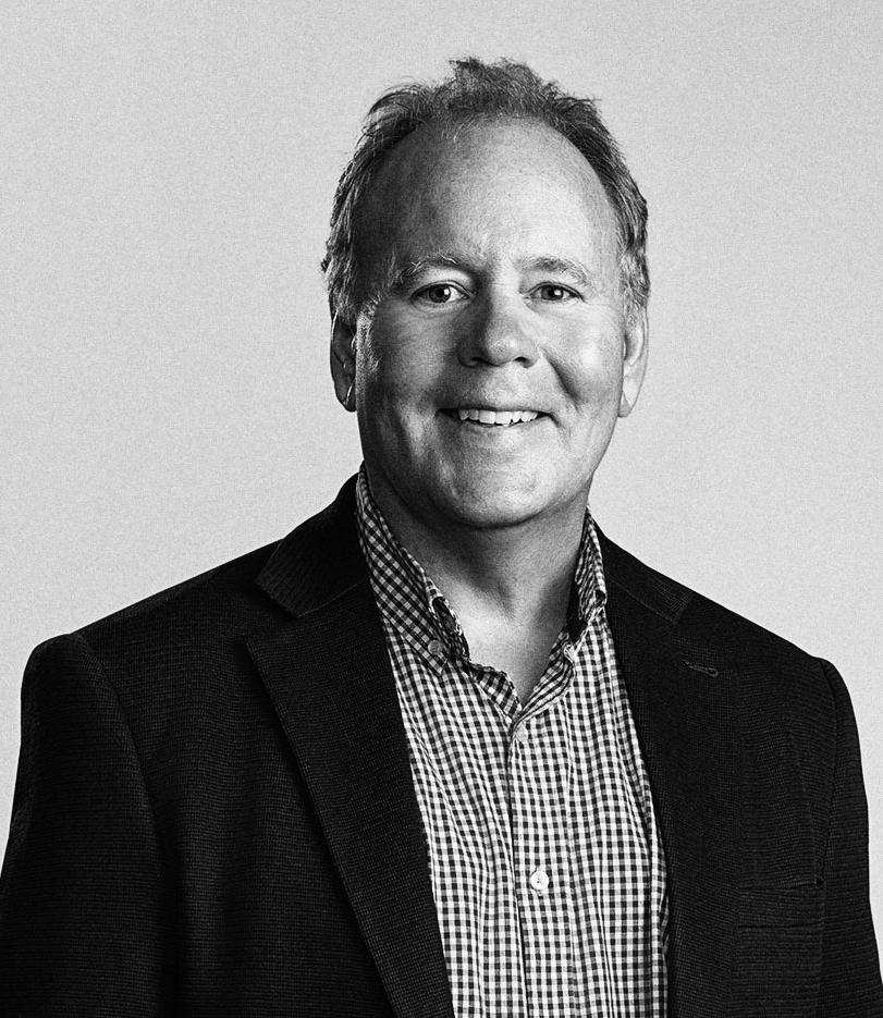Headshot photo of Glenn Luinenburg